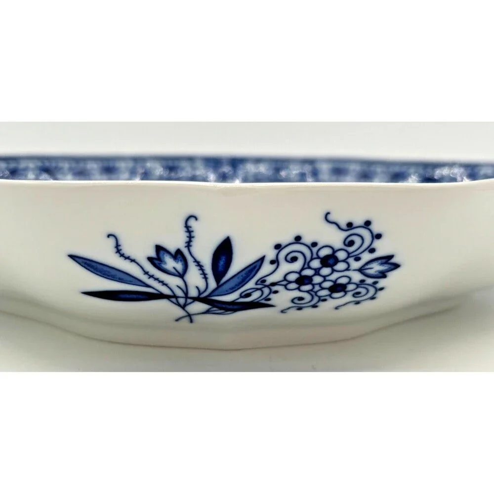 Hutschenreuther serving bowl